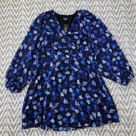 City Chic Dresses & Skirts - City Chic Khloe print dress size M